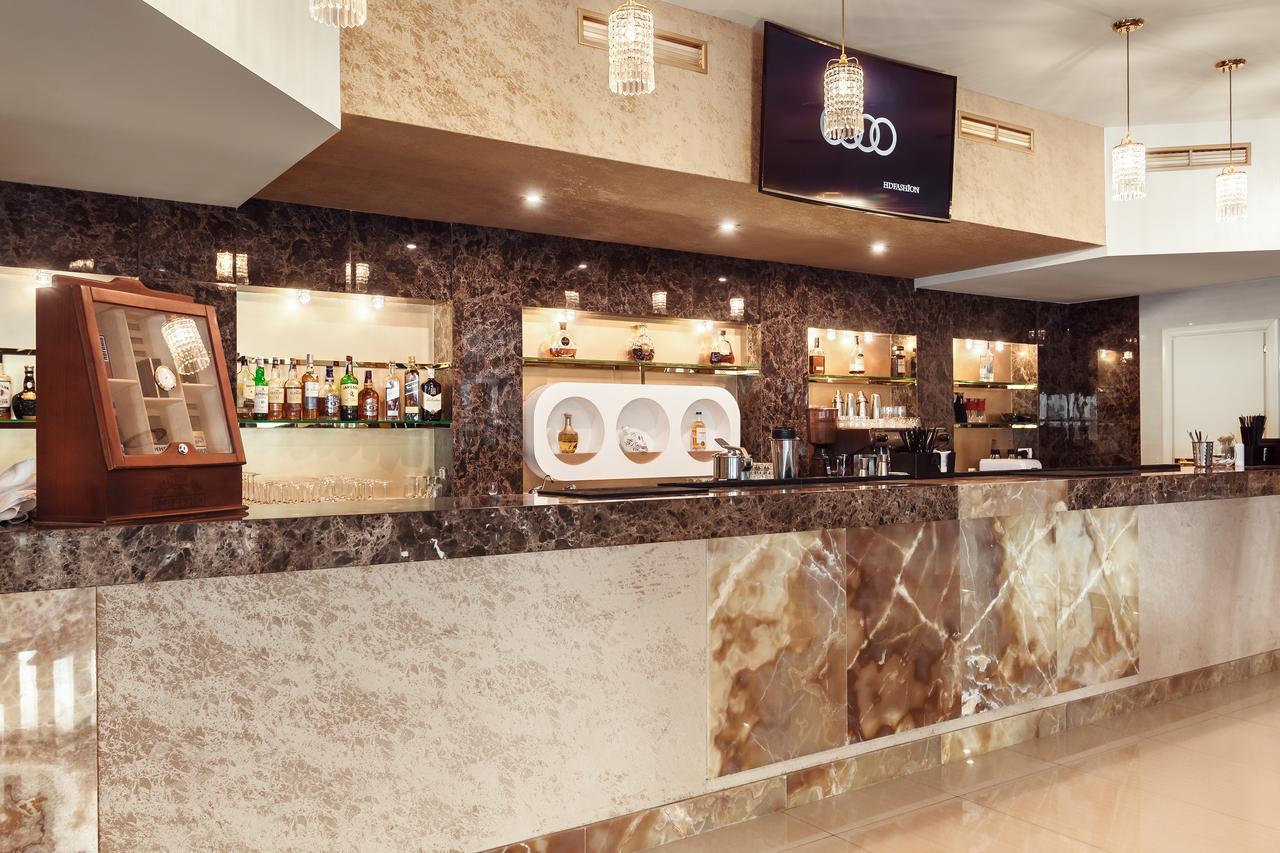 Ark Palace Hotel & Spa Odessa Exterior foto