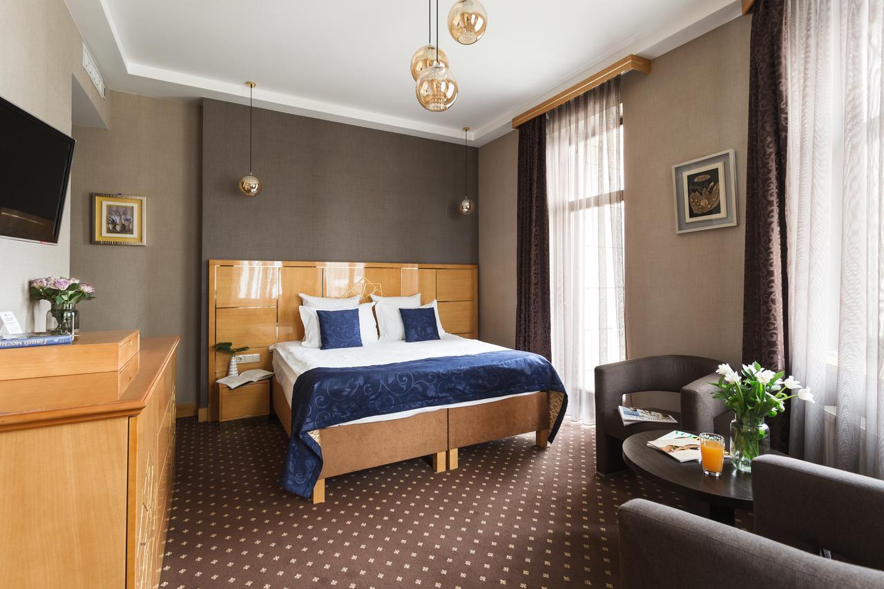 Ark Palace Hotel & Spa Odessa Exterior foto